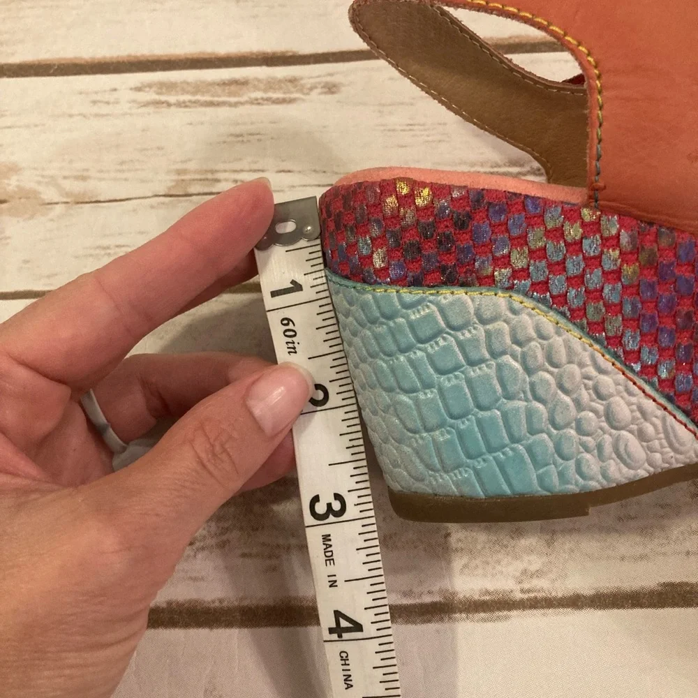 L’ARTISTE Pastela Leather Wedge Sandals Size 8_12